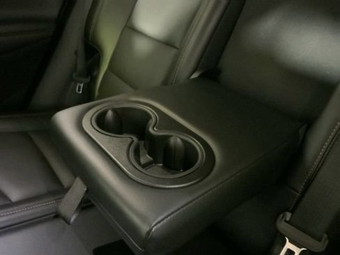 Used 2020 Chevrolet Equinox Premier FWD image 28
