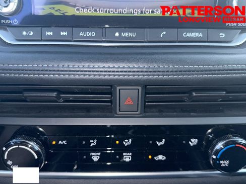 Used 2024 Nissan Rogue S FWD image 8
