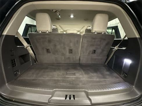 Used 2018 Ford Expedition XLT w/ Equipment Group 202A image 25