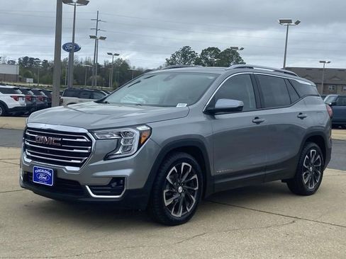 Used 2023 GMC Terrain SLT w/ Tech Package image 5