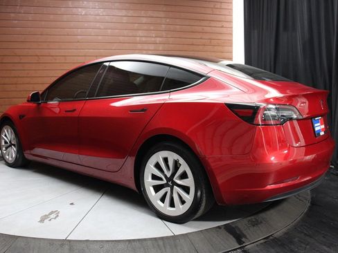 Used 2021 Tesla Model 3 Long Range image 9