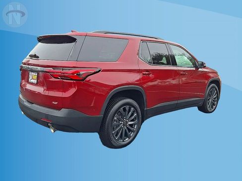 Used 2023 Chevrolet Traverse RS AWD/4WD image 8