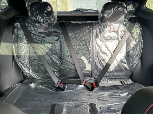 New 2026 Chevrolet Trax RS w/ Sunroof Package image 31