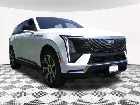 New 2025 Cadillac Escalade IQ Luxury 2 image 26