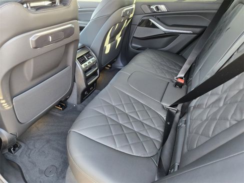 New 2026 BMW X5 xDrive50e w/ M Sport Package image 32