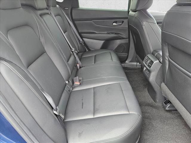 Certified 2025 Nissan Murano SV FWD image 20
