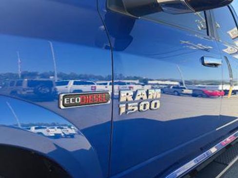 Used 2016 RAM 1500 Laramie w/ Convenience Group image 4