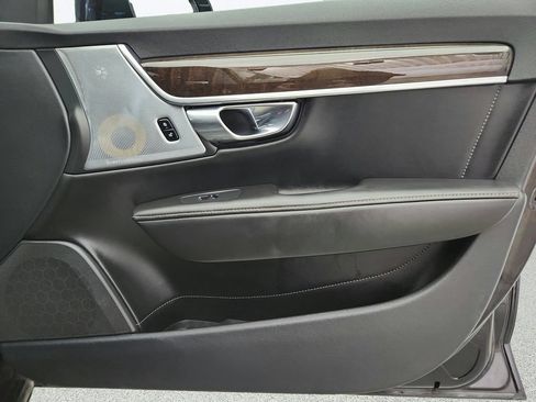 Used 2017 Volvo S90 T6 Momentum w/ Vision Package AWD/4WD image 29