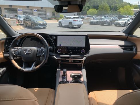 Used 2025 Lexus RX 350 Premium w/ Accessory Package (Z1) FWD image 30
