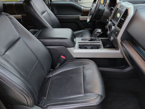 Used 2017 Ford F150 Lariat w/ Equipment Group 501A Mid image 27