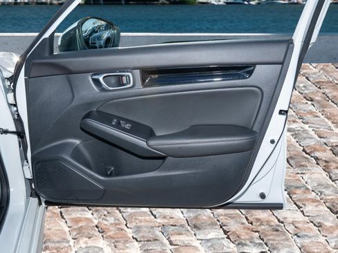 Certified 2023 Honda Civic Touring image 12