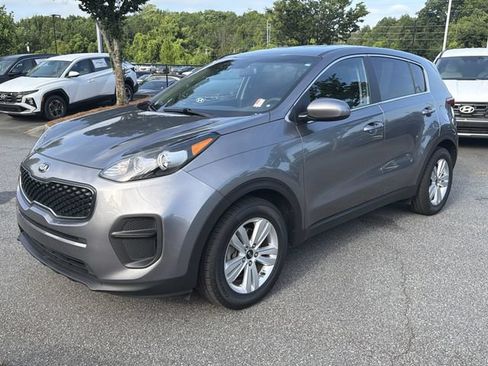 Used 2017 Kia Sportage LX FWD image 3
