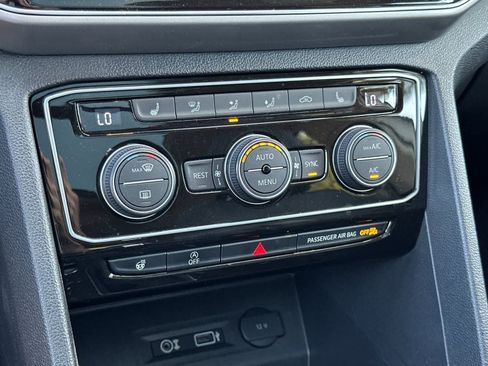 Used 2019 Volkswagen Atlas SEL FWD image 23