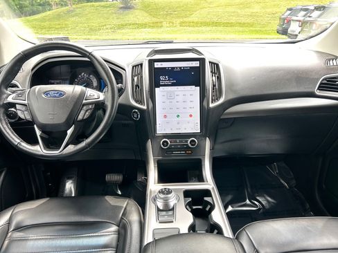 Used 2024 Ford Edge SEL AWD/4WD image 3