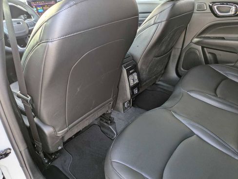 Used 2025 Jeep Compass Limited w/ Sun & Sound Group image 16