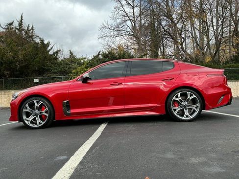 Used 2020 Kia Stinger GT2 image 7