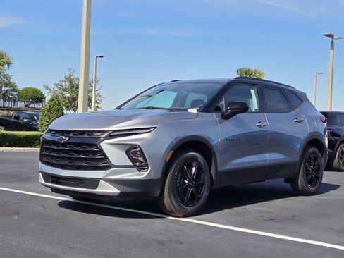 New 2026 Chevrolet Blazer LT w/ Midnight/Sport Edition image 2