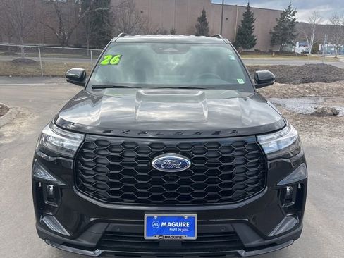 New 2026 Ford Explorer ST-Line image 2