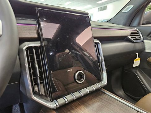 New 2026 GMC Acadia Denali Ultimate w/ LPO, Floor Liner Package image 23