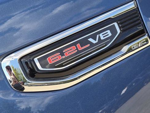 Used 2024 GMC Sierra 1500 Denali AWD/4WD image 8