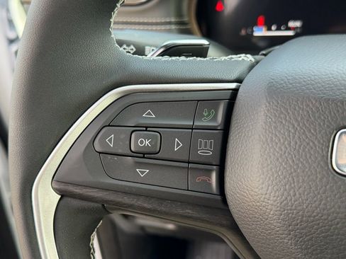 New 2026 Jeep Grand Cherokee Altitude AWD/4WD image 15