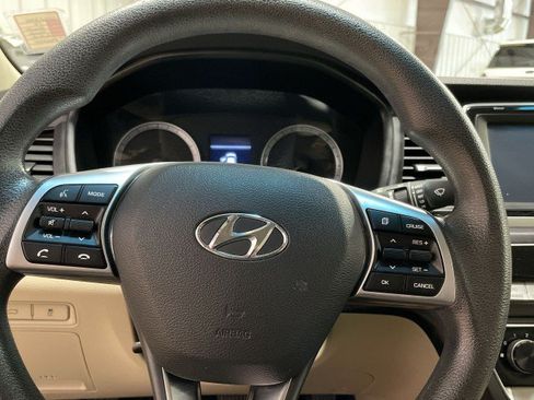 Used 2019 Hyundai Sonata SE FWD image 16