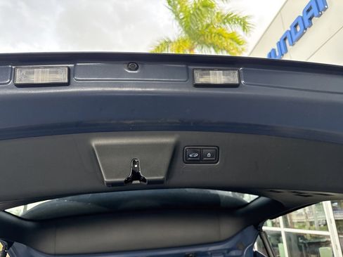 Used 2025 Hyundai Santa Fe SEL image 19