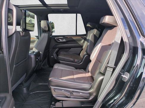 Used 2021 Chevrolet Tahoe High Country w/ Premium Package image 28