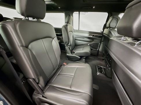 New 2026 Jeep Grand Wagoneer 4WD image 30