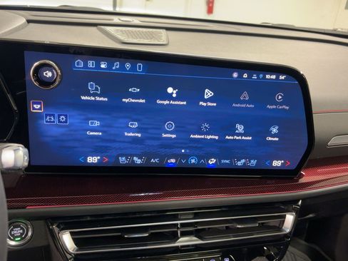 New 2026 Chevrolet Traverse RS w/ LPO, Floor Liner Package image 23