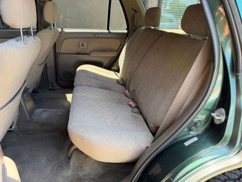 Used 2000 Toyota 4Runner 2WD image 13