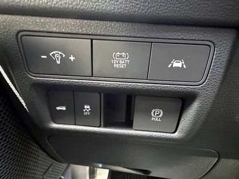 Used 2023 Hyundai Sonata Limited FWD image 17