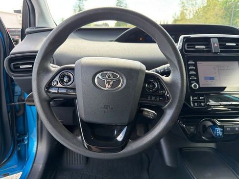 Used 2020 Toyota Prius LE AWD/4WD image 22