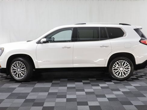 Used 2024 GMC Acadia Denali w/ LPO, Floor Liner Package image 4