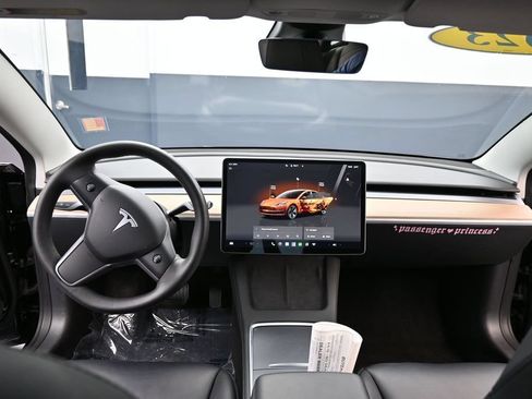 Used 2023 Tesla Model 3 Long Range AWD/4WD image 9