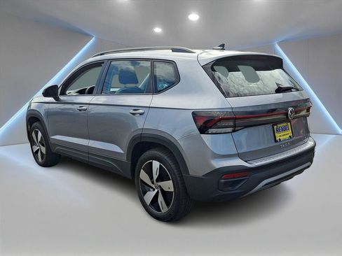 Used 2025 Volkswagen Taos S AWD/4WD image 6