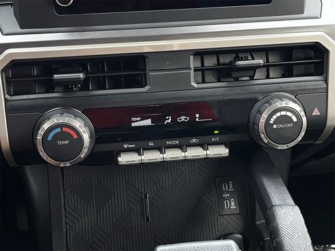 Used 2025 Toyota Tacoma SR5 image 18