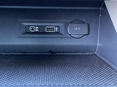 Used 2019 Volkswagen Atlas SEL Premium image 17