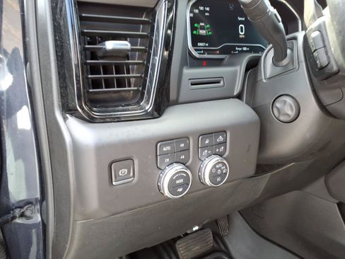 Used 2023 GMC Sierra 1500 AT4 w/ AT4 Premium Package AWD/4WD image 10