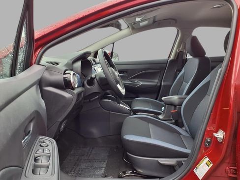 New 2025 Nissan Versa SV w/ Trunk Package FWD image 21