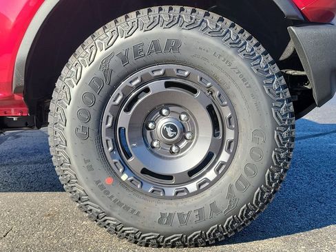 New 2025 Ford Bronco 4-Door w/ Sasquatch Package image 9