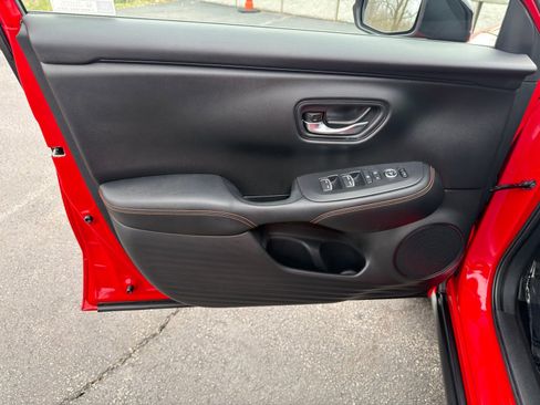 Used 2023 Honda HR-V Sport image 12