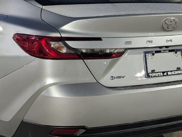 Used 2025 Toyota Camry LE FWD image 8