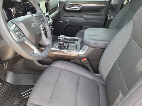 Used 2025 Chevrolet Silverado 1500 RST image 16