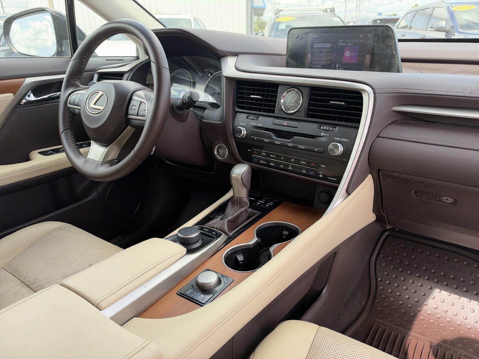 Used 2016 Lexus RX 350 AWD w/ Premium Package image 16