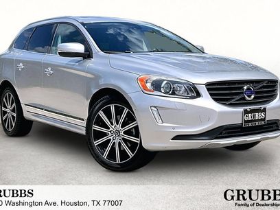 Used 2017 Volvo XC60 T5 Inscription w/ Preferred Option Package