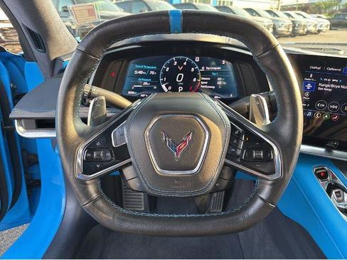 Used 2023 Chevrolet Corvette Stingray Premium Conv w/ Z51 Performance Package RWD image 17