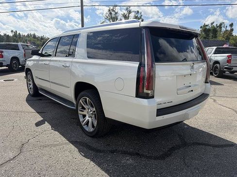 Used 2015 Cadillac Escalade ESV Luxury AWD/4WD image 4