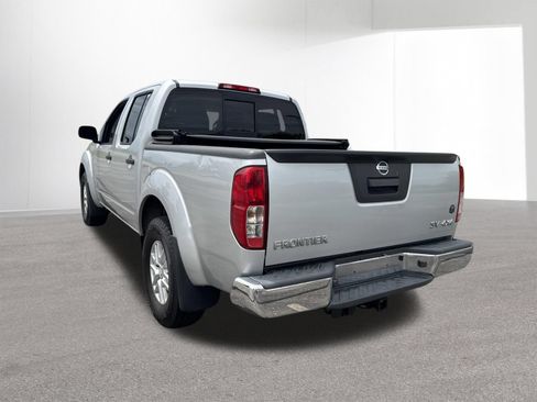 Used 2018 Nissan Frontier SV AWD/4WD image 8