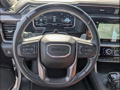 Used 2024 GMC Sierra 1500 Denali Ultimate image 8